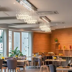 Restauracja Cztery Pory Roku - Winogrady Poznań (Poznań )