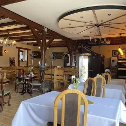 Restauracja Dwór Hubertus (Piekary Śląskie )