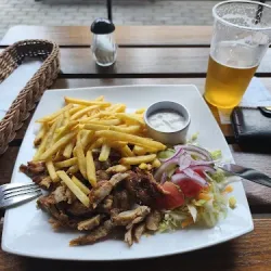 Restauracja Hotelowa Kama Park (Sieraków )