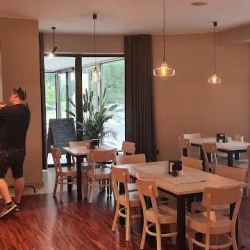 Restauracja I Hotel Bieszczadzka Pętla Smaków (Grabownica Starzeńska )