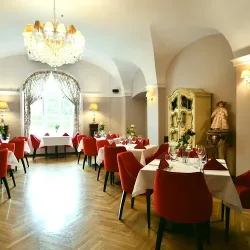 Restauracja Lala W Pałacu Brunów (Brunów )