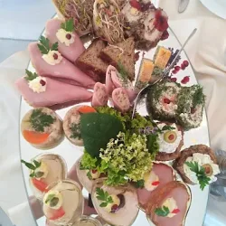 Restauracja Raszkowianka Hotelarstwo / Noclegi (Raszków )