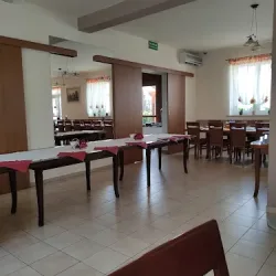 Restauracja Zamiejska (Opatów )