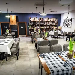 Ristorante Estella - Restauracja Włoska, Catering Dla Firm, Imprezy Okolicznościowe Poznań - Baranowo (Baranowo )
