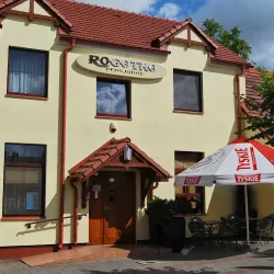 Rogatka. Pensjonat I Restauracja (Osieczna )