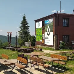 Schronisko Pttk Na Hali Boraczej (Żabnica )