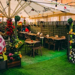 Tu I Teraz Bistro & Cocktail (Poznań )