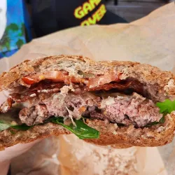 W Samo Południe Burger (Łazy )