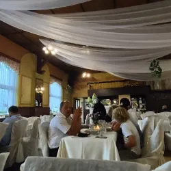 Wesoła. Restauracja (Wojciechów )