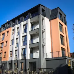 Wrota Bieszczad Aparthotel (Lesko )