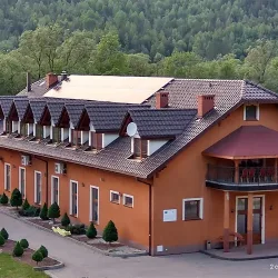 Wrzos- Restauracja I Noclegi (Rycerka Dolna )