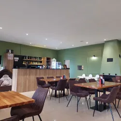 Za Torami, Pizza I Nie Tylko (Pierściec )