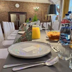 Zajazd U ,,gumpertÓw,, (Żabno )