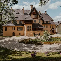 Zamek Bożejów (Radomierowice )