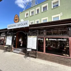Ziemniak I Spółka - Rewal (Rewal )
